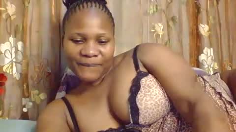 mwekas568403 online show from February 2, 6:10 pm