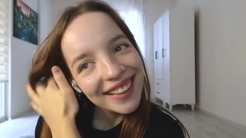 Snapshot of my_mia_ chatting on December 21, 2:14 pm MIA I will be here Monday Wednesday Thursday Saturday online show from December 21, 2:14 pm