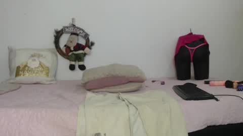 Mya latina online show from December 9, 4:26 pm