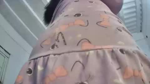 Snapshot of myhoney_hot chatting on February 17, 2:28 pm myhoney_hot online show from February 17, 2:28 pm