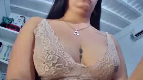 Snapshot of myhoney_hot chatting on January 14, 2:08 am myhoney_hot online show from January 14, 2:08 am