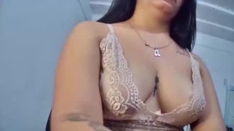 Snapshot of myhoney_hot chatting on February 13, 2:52 pm myhoney_hot online show from February 13, 2:52 pm