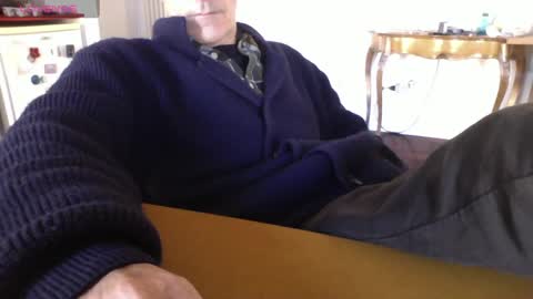 Bi sexy guy lovense hush is on private is open or password show tip if you like. online show from March 3, 7:21 am