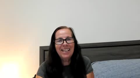 mysteriouspeachgoddess online show from September 11, 2:35 am
