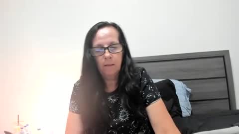 mysteriouspeachgoddess online show from September 19, 3:10 am
