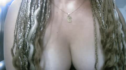 Nadia  online show from December 3, 7:49 am