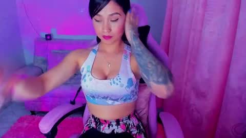 Nahome online show from February 19, 8:22 am