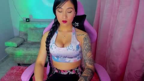 Nahome online show from February 19, 2:12 am
