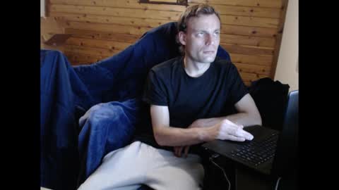 naked_and_chatting online show from September 17, 4:16 am