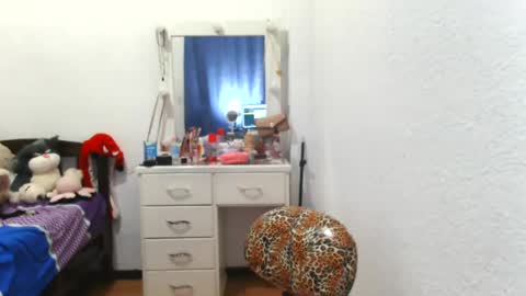 nanilux_1 online show from September 8, 7:02 pm
