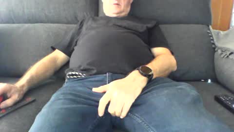 nano22968832 online show from February 25, 12:38 pm