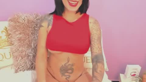 Snapshot of nany_tnt chatting on December 4, 4:48 am NANY online show from December 4, 4:48 am