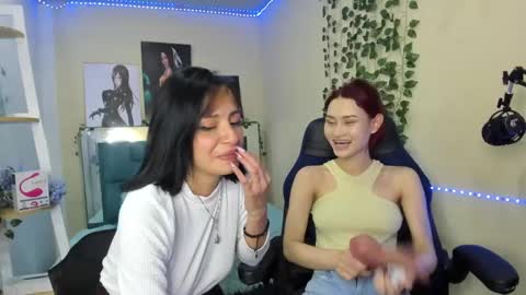 naomy online show from February 22, 5:57 pm