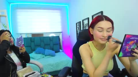 naomy online show from September 11, 4:52 pm