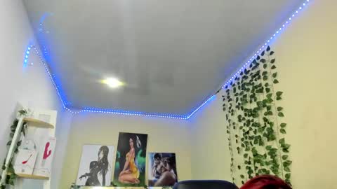 naomy online show from March 2, 10:48 pm