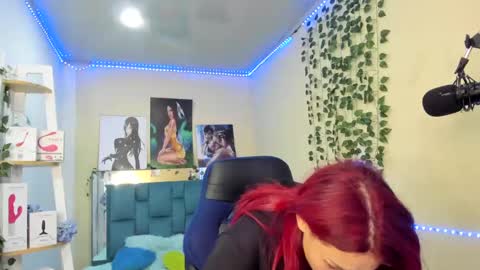 naomy online show from February 24, 1:35 am
