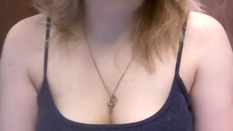 NarcisJill online show from December 9, 7:39 am