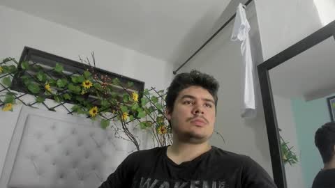 Snapshot of narciso_kh chatting on September 16, 3:30 am deibyd online show from September 16, 3:30 am