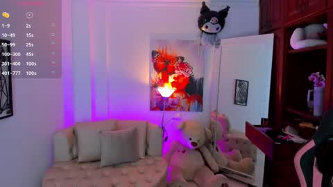 Snapshot of nataasha___ chatting on February 13, 3:18 am NATASHA online show from February 13, 3:18 am