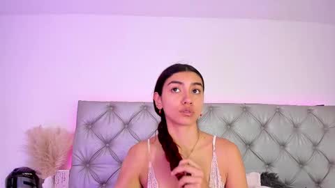Snapshot of natalhy_ chatting on September 16, 2:20 pm natalia online show from September 16, 2:20 pm