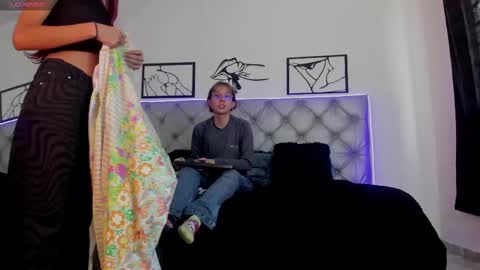 Snapshot of natalhy_ chatting on March 12, 2:45 pm natalia online show from March 12, 2:45 pm