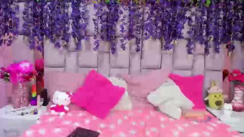 natalia pinkk online show from December 17, 11:49 pm