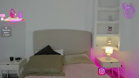 Snapshot of nathalyn05 chatting on September 21, 10:41 am NATHALY online show from September 21, 10:41 am