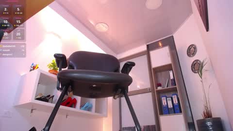 NATHASHA online show from February 6, 1:54 pm