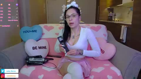 NATTY FIERROS online show from January 21, 7:39 pm