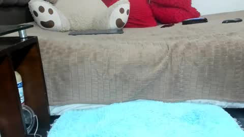 Snapshot of naty_hot_xxx chatting on February 12, 1:30 am naty online show from February 12, 1:30 am