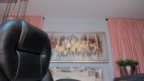 Naty Ferrer online show from February 7, 10:40 am