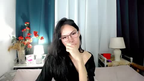 Snapshot of naughty_betany chatting on March 4, 10:05 pm naughty_betany online show from March 4, 10:05 pm