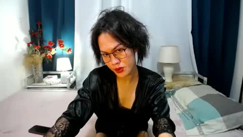 Snapshot of naughty_betany chatting on February 11, 4:46 pm naughty_betany online show from February 11, 4:46 pm