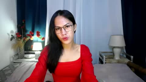 Snapshot of naughty_betany chatting on February 23, 1:46 am naughty_betany online show from February 23, 1:46 am