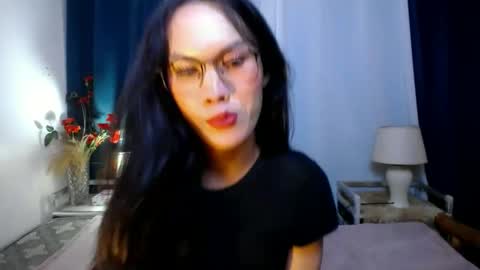 Snapshot of naughty_betany chatting on February 23, 9:05 pm naughty_betany online show from February 23, 9:05 pm