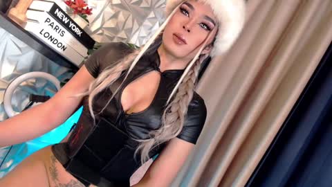 Snapshot of naughty_lexie69xx chatting on March 2, 11:31 pm GODDESS LEXIE online show from March 2, 11:31 pm