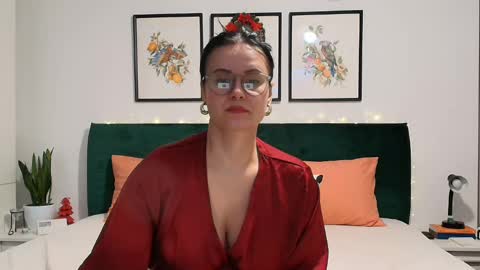 NaughtyBrunetteXXX online show from February 9, 3:12 pm