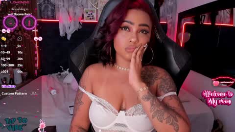 Miah online show from February 6, 4:36 pm