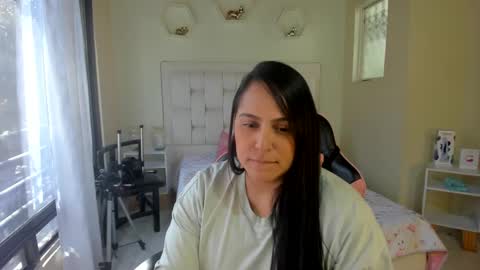 kelly lopez online show from March 8, 1:57 pm