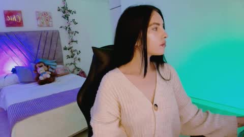 neo_sarah online show from September 20, 4:26 am