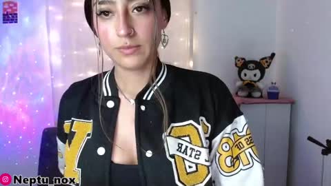 Snapshot of neptu_noxx chatting on January 14, 11:16 pm Neptu noxx online show from January 14, 11:16 pm