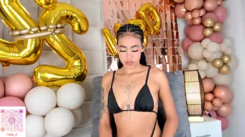 Snapshot of nia_bunny chatting on February 11, 4:56 pm Nia online show from February 11, 4:56 pm