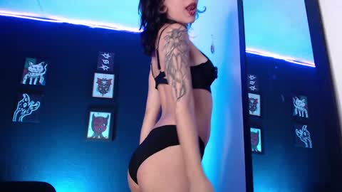  niakat  online show from December 5, 2:04 am