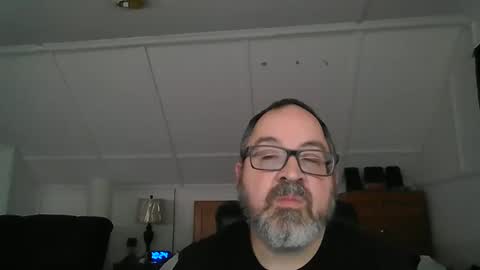 Snapshot of niceguy7208 chatting on January 13, 3:23 am niceguy7208 online show from January 13, 3:23 am