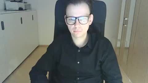 Snapshot of niceguyflo chatting on February 8, 3:19 am NiceGuyFlo online show from February 8, 3:19 am