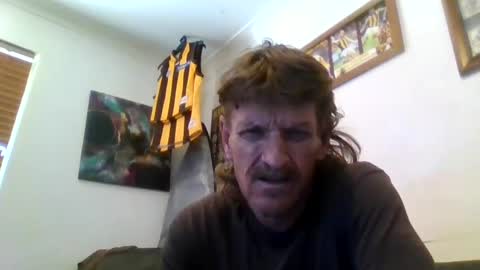 Snapshot of niceozziecockxxx chatting on January 29, 1:05 am Sexiishaine online show from January 29, 1:05 am