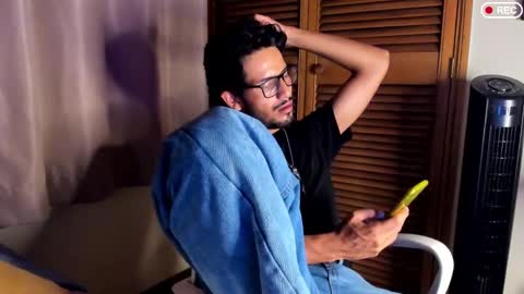 nicolasrodrii online show from September 11, 2:02 am