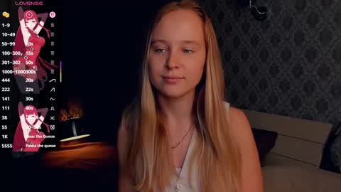 Snapshot of nicolavanderbie chatting on September 18, 5:50 pm Nicoletta online show from September 18, 5:50 pm