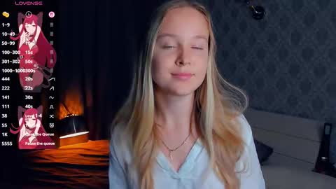 Snapshot of nicolavanderbie chatting on September 17, 5:16 pm Nicoletta online show from September 17, 5:16 pm