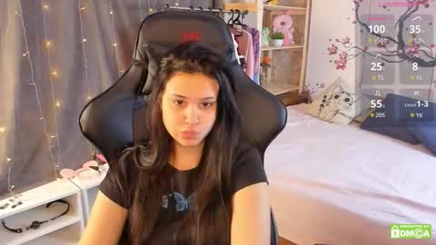 Snapshot of nicole_parshikova chatting on September 12, 9:33 am My name is Nicole. I m completely new here online show from September 12, 9:33 am